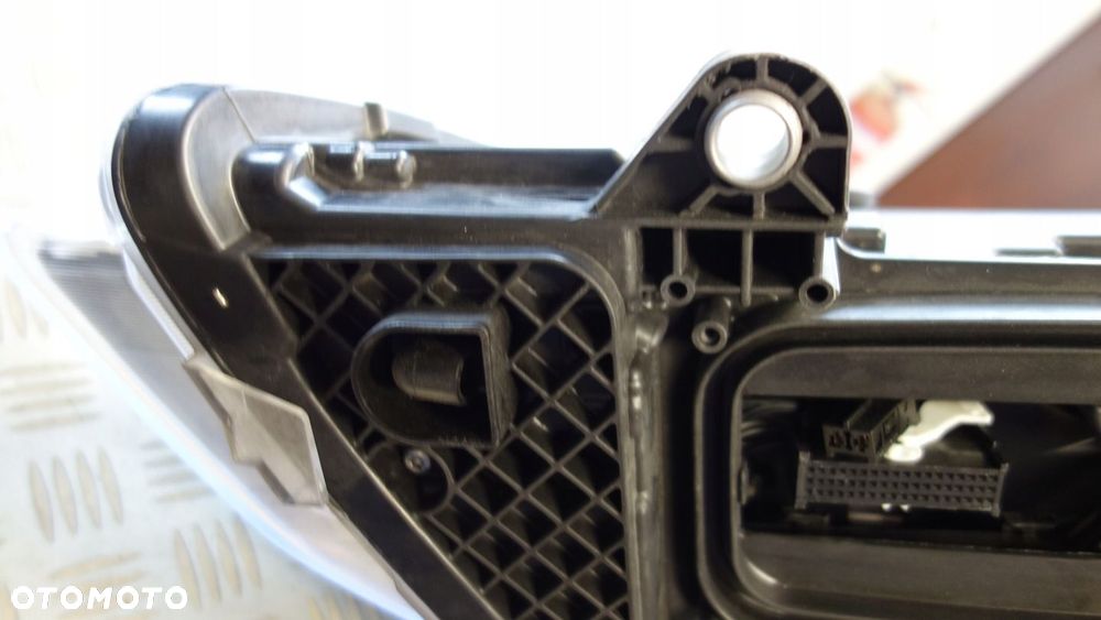 LAMPA PRAWA PRZÓD MERCEDES VIANO W447 A4479060201 - 7