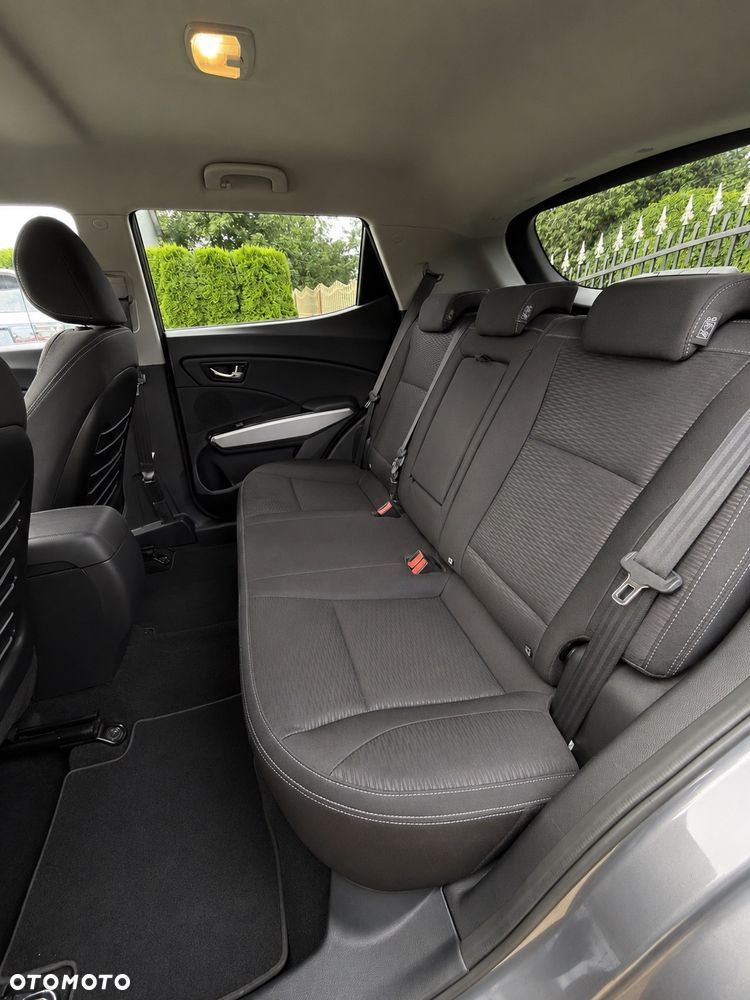 SsangYong/KGM Tivoli 1.6 Quartz - 10