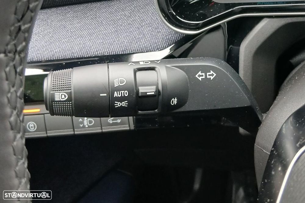 Renault 4 E-Tech 52 kWh Techno Autonomia Conforto - 12