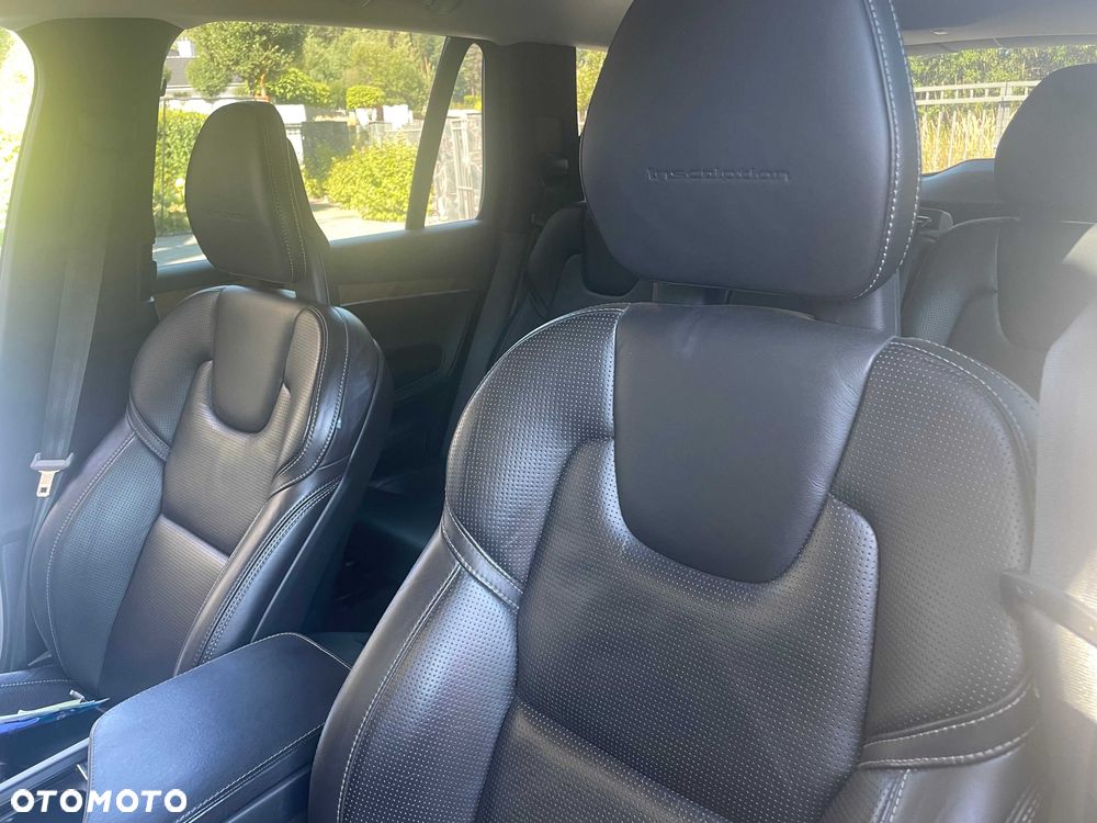 Volvo XC 90 - 8