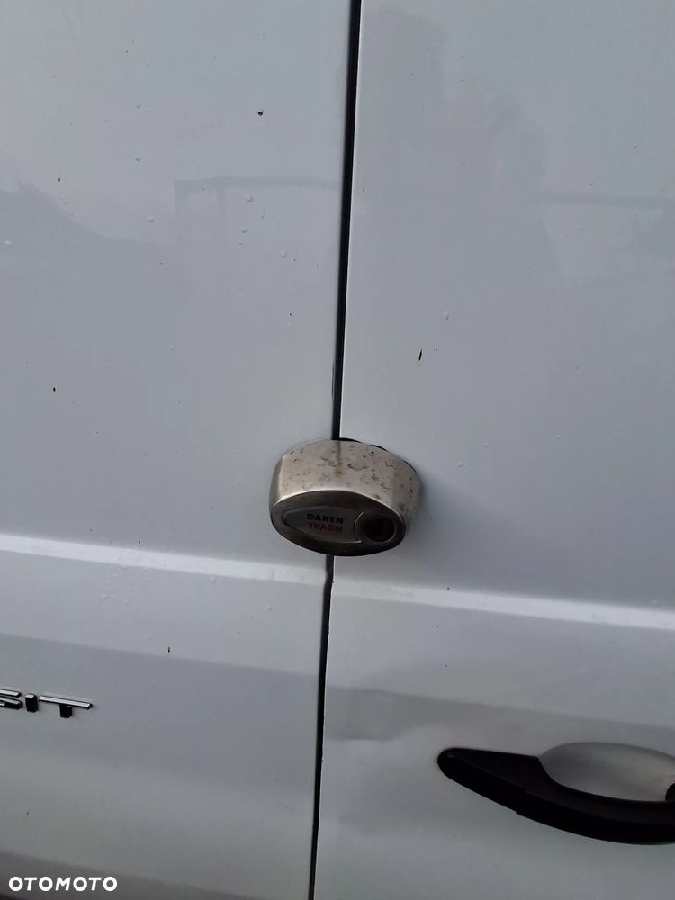 Ford Transit - 4