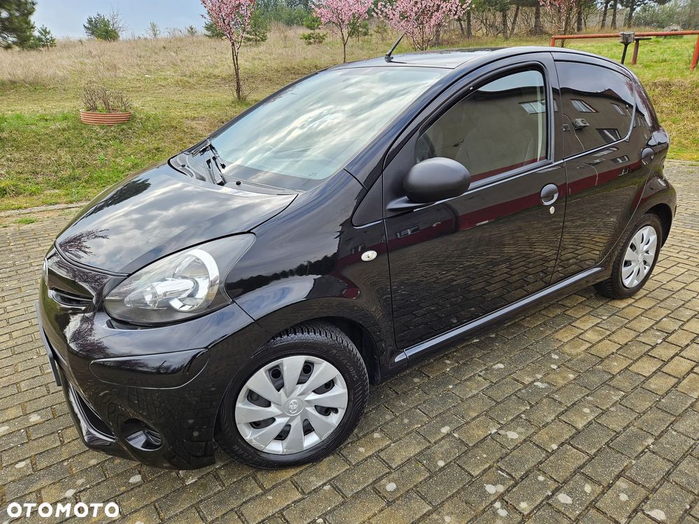Toyota Auris 1.33 VVT-i Luna - 2