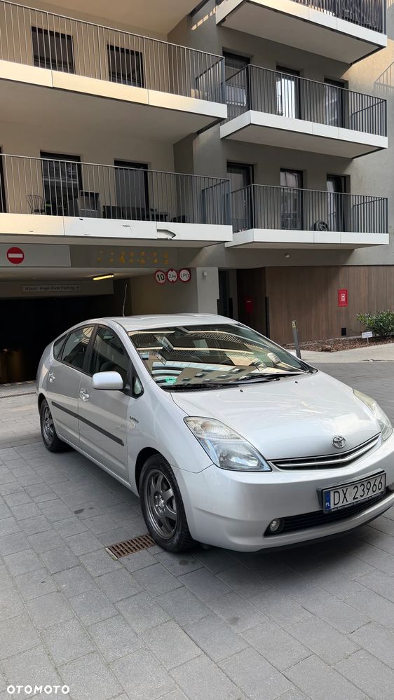 Toyota Prius 1.5 VVT-i Prestige - 12