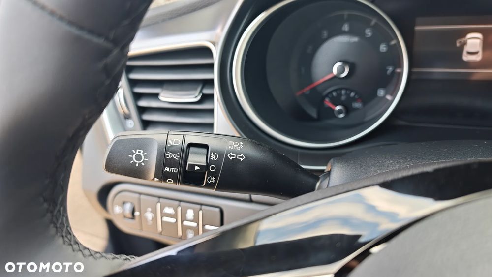Kia XCeed 1.6 T-GDI M DCT - 15
