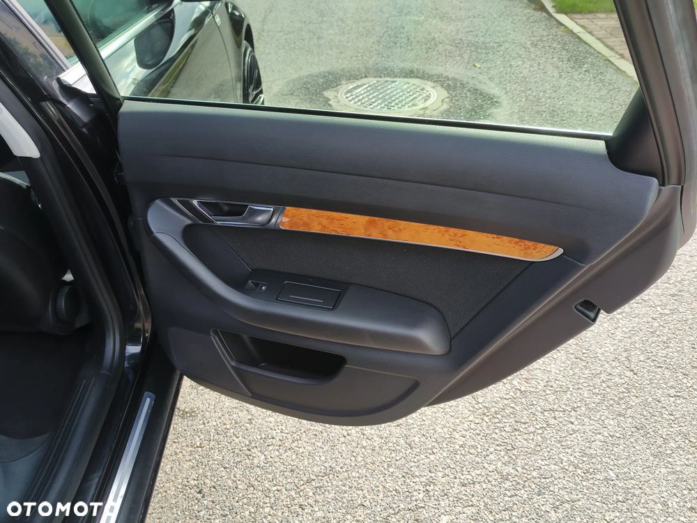Audi A6 Avant 2.0 TDI - 15