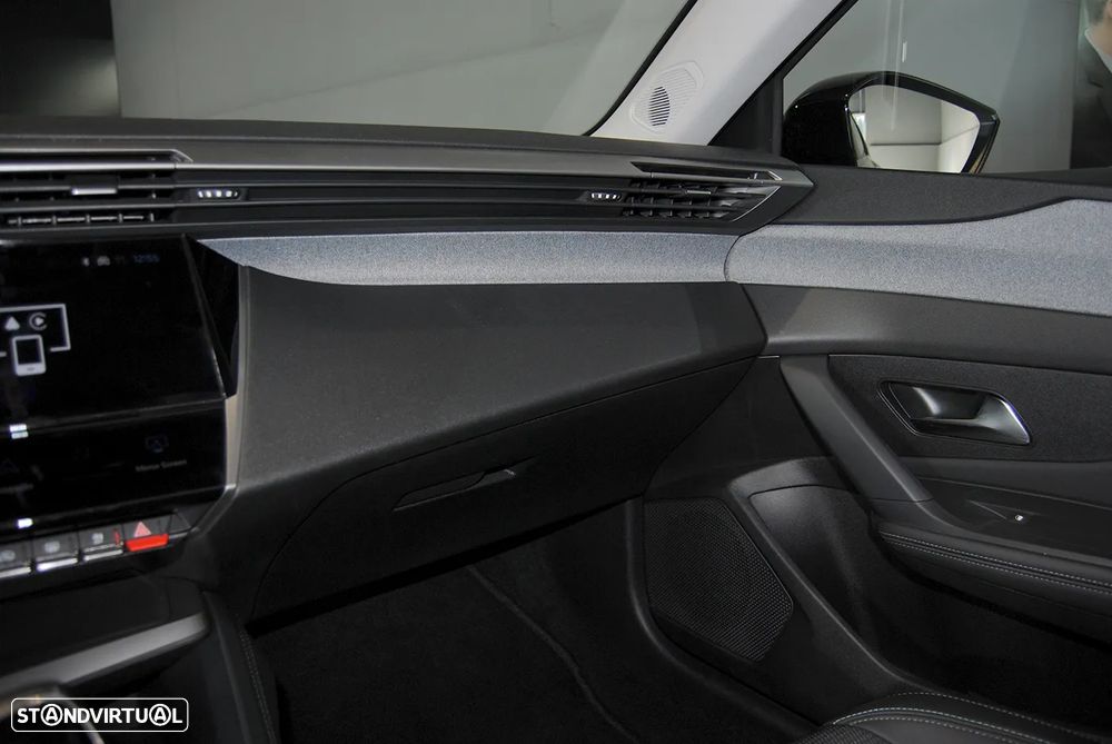 Peugeot 308 1.2 PureTech Allure - 36