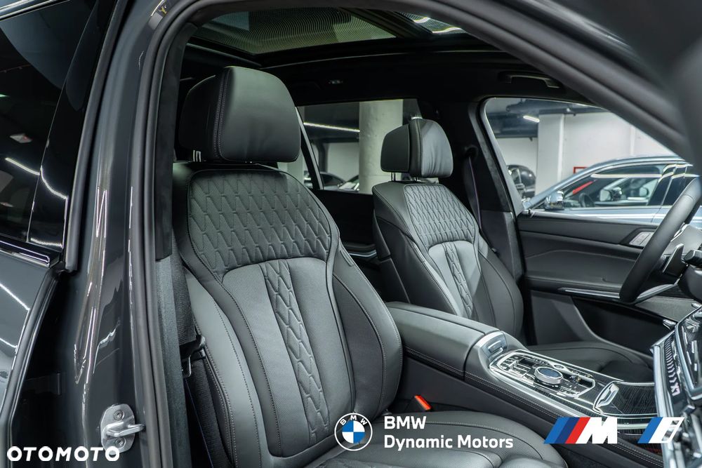 BMW X7 xDrive40d - 25