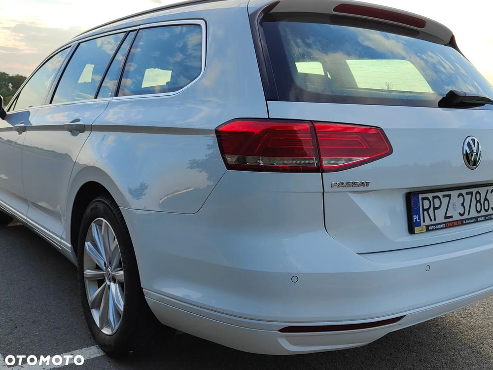 Volkswagen Passat 2.0 TDI BMT Comfortline - 27