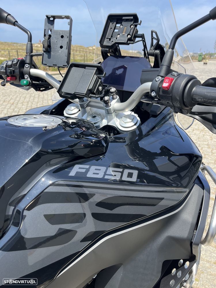 BMW F 850 GS Adventure Triple Black - 11