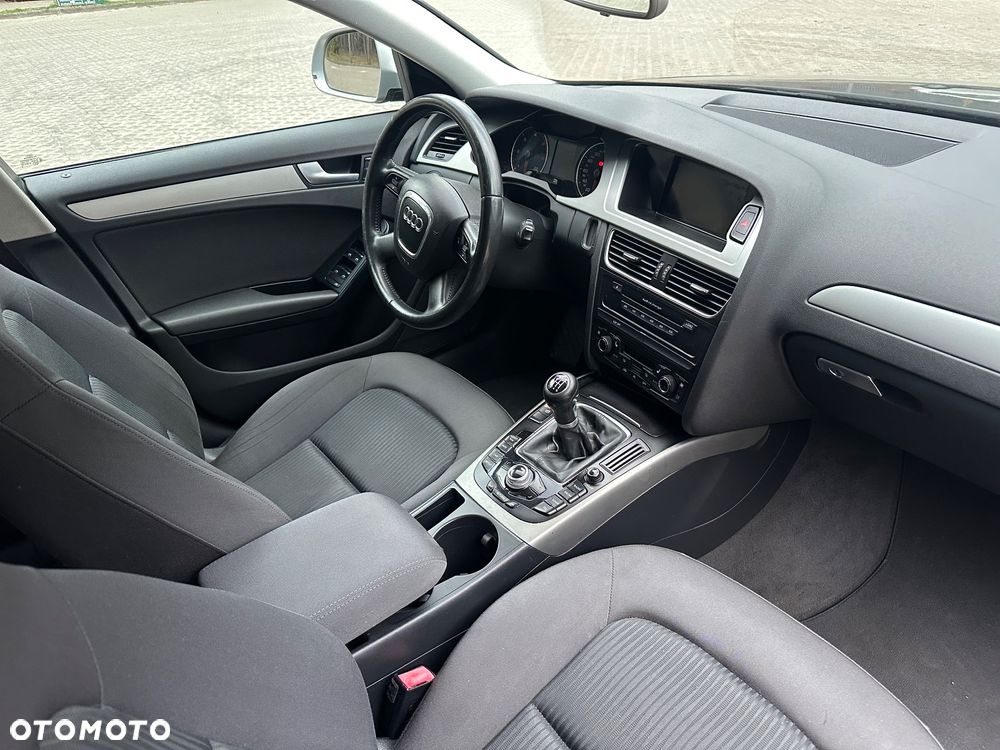 Audi A4 Avant - 17