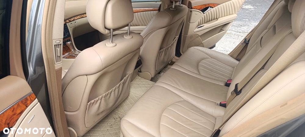 Mercedes-Benz Klasa E 350 4-Matic Elegance - 15