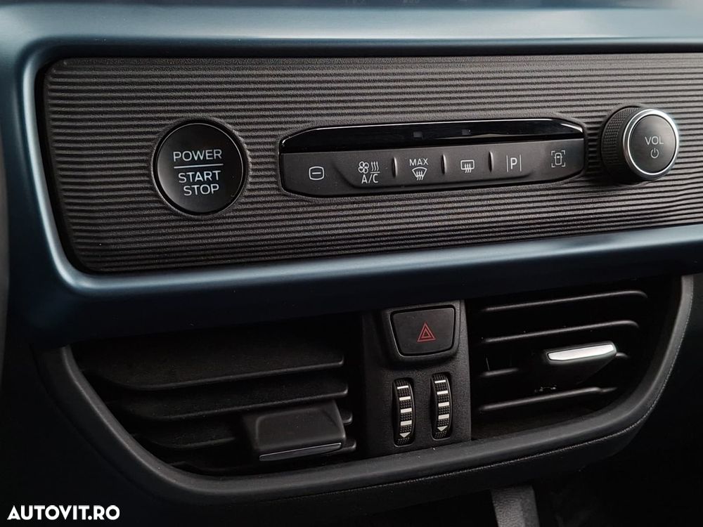 Ford Tourneo Courier 1.0 EcoBoost DCT7 Active - 30