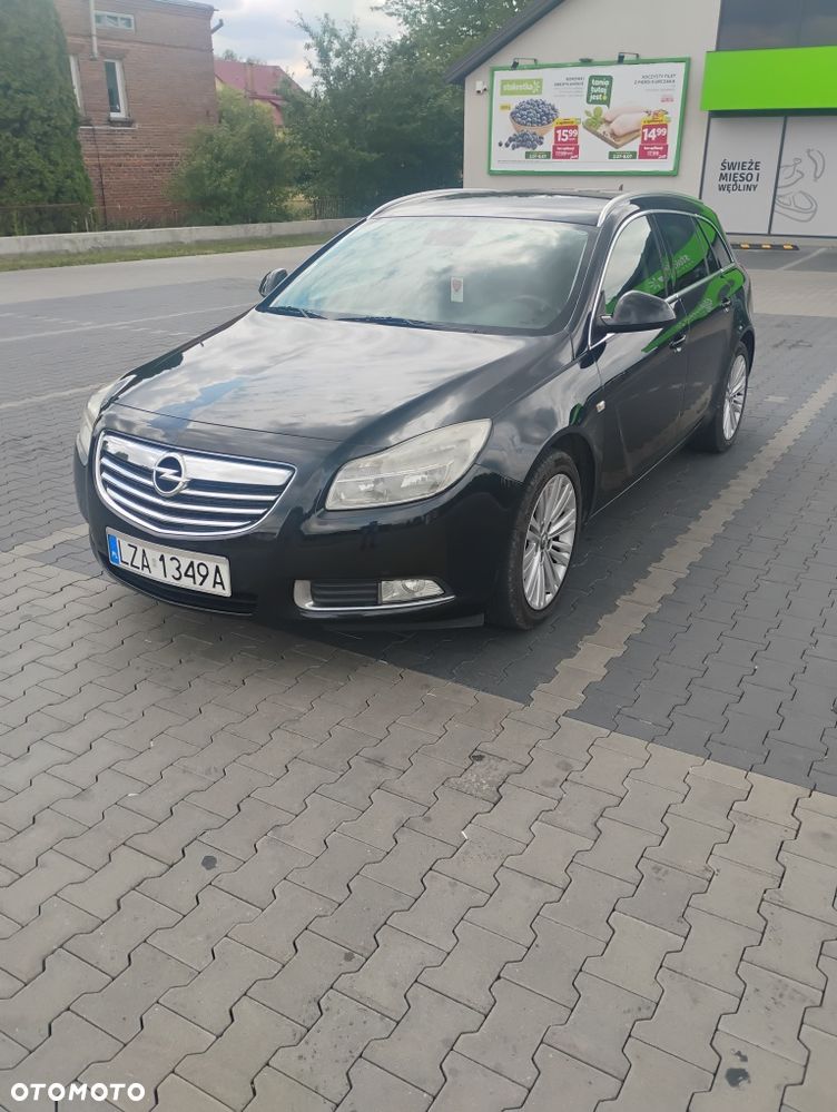 Opel Insignia - 1