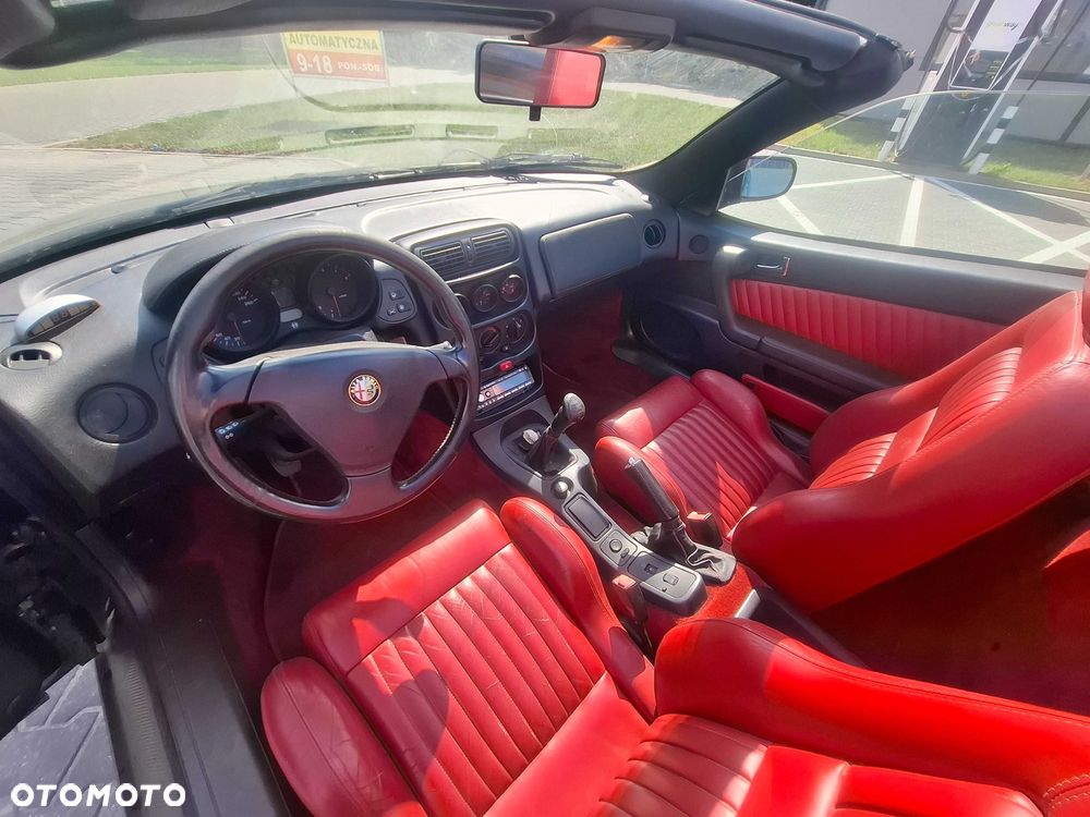 Alfa Romeo Spider - 3