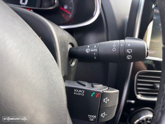 Renault Clio (Energy) TCe 90 Bose Edition - 21