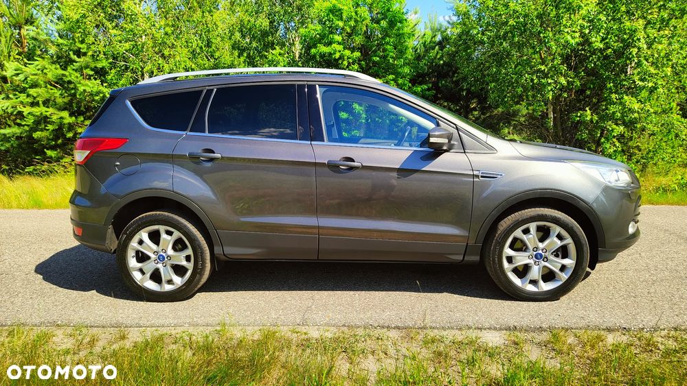 Ford Kuga 2.0 TDCi 4x4 Titanium - 31