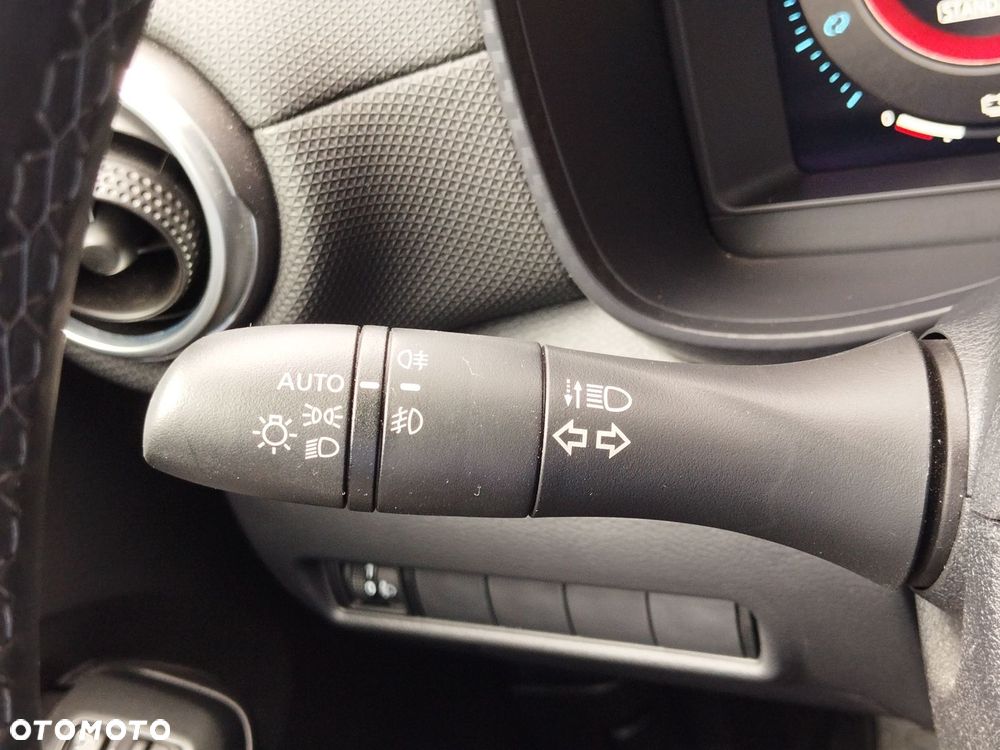 Nissan Juke 1.6 Hybrid N-Connecta AMT - 22