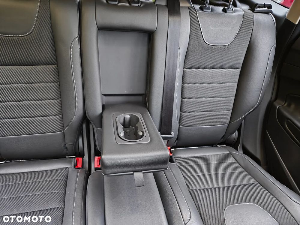 Ford Kuga 2.0 TDCi 4WD Titanium Plus - 9