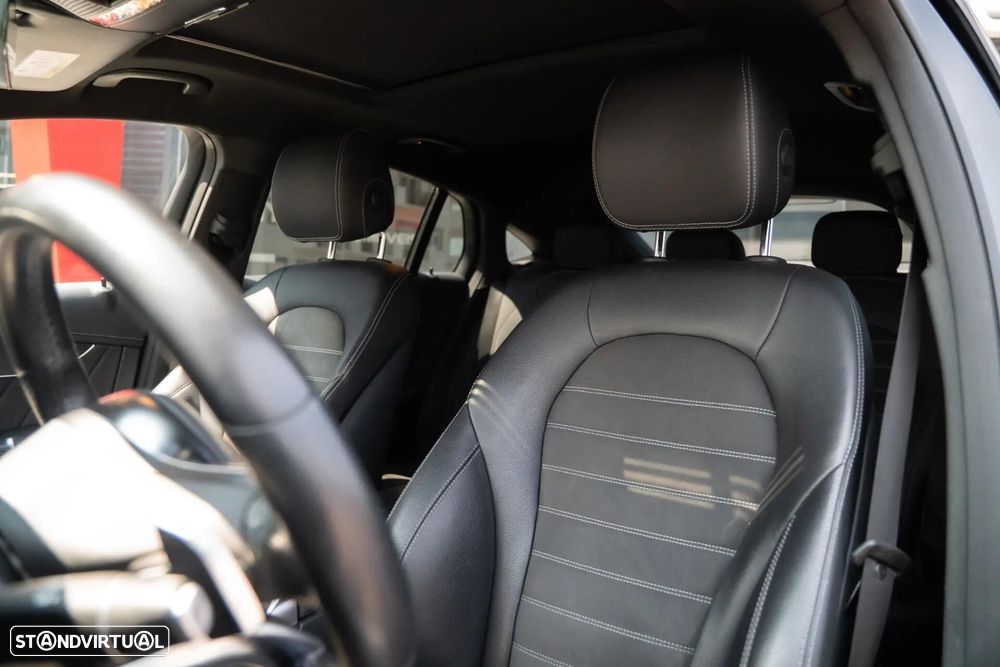 Mercedes-Benz GLC 300 de Coupe 4Matic 9G-TRONIC AMG Line - 18
