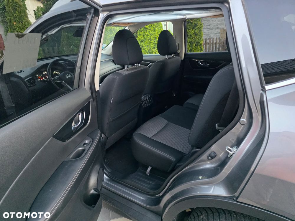 Nissan X-Trail - 25