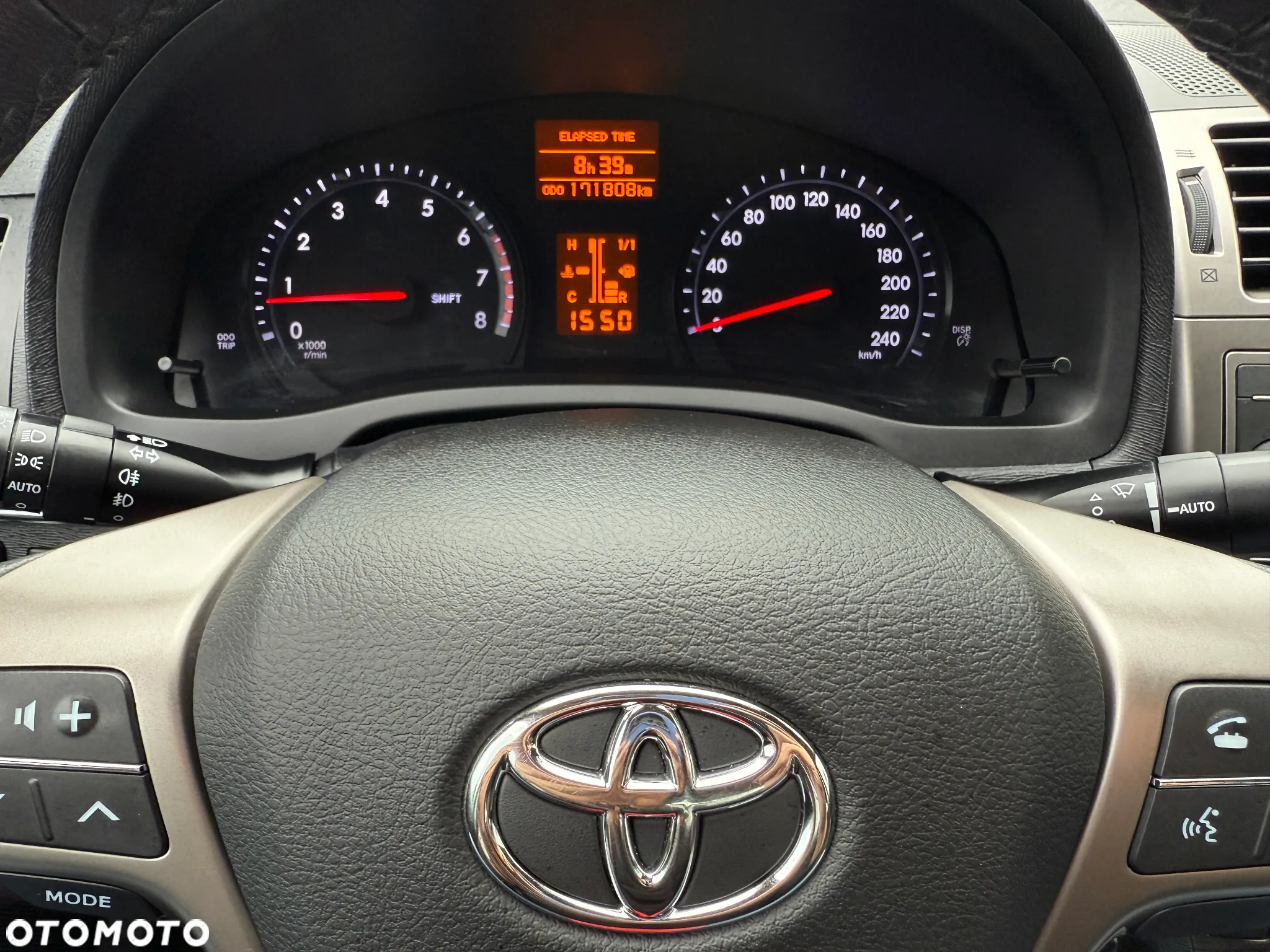 Toyota Avensis 2.0 Prestige - 25
