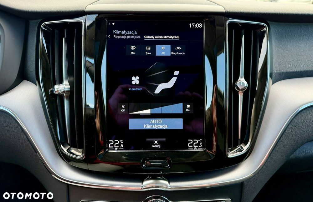 Volvo XC 60 T6 AWD Recharge Geartronic Inscription - 28