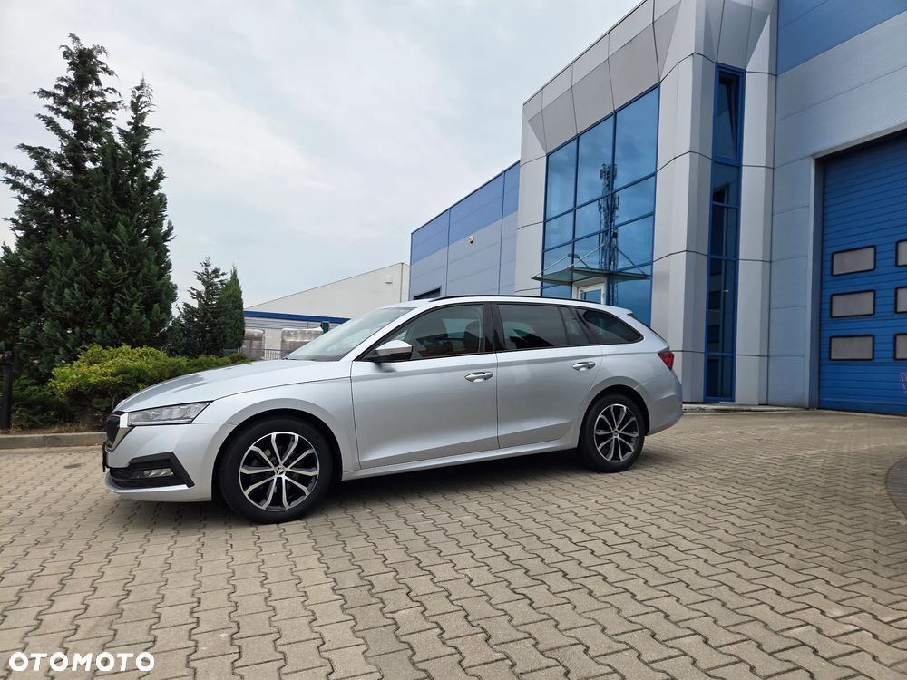 Skoda Octavia 2.0 TDI DSG Ambition - 6