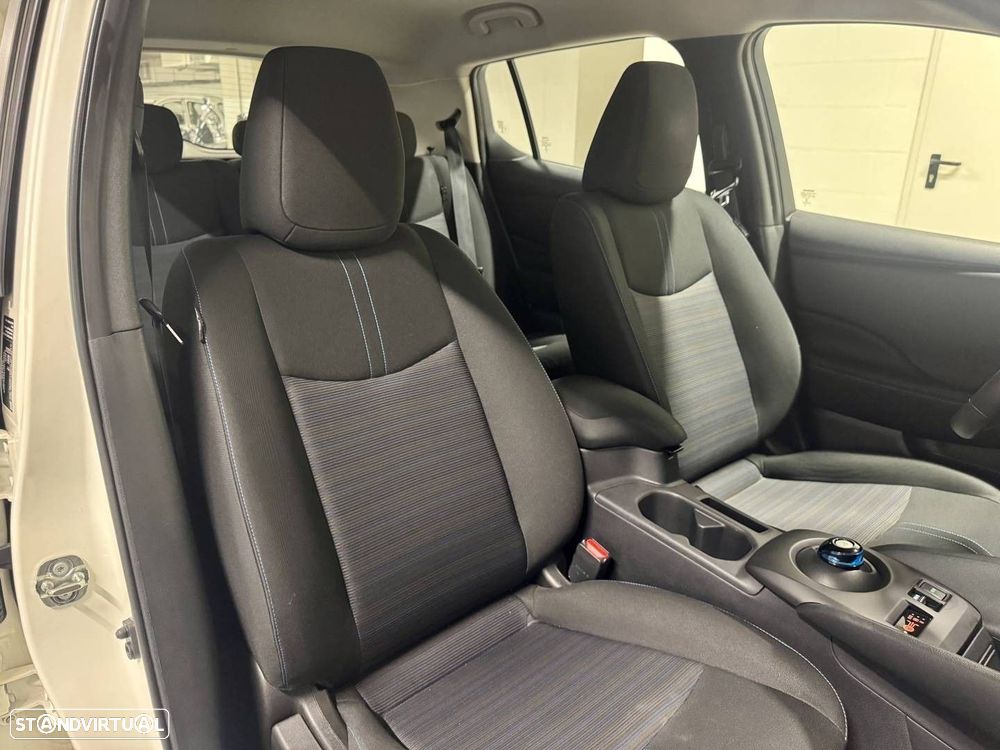 Nissan Leaf N-Connecta - 26