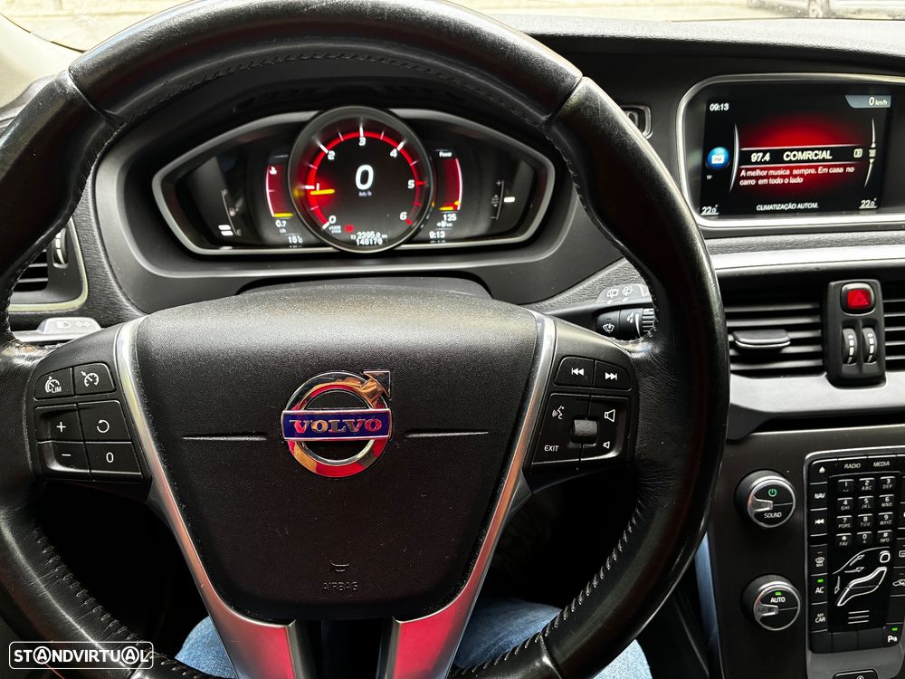 Volvo V40 D2 Momentum - 5