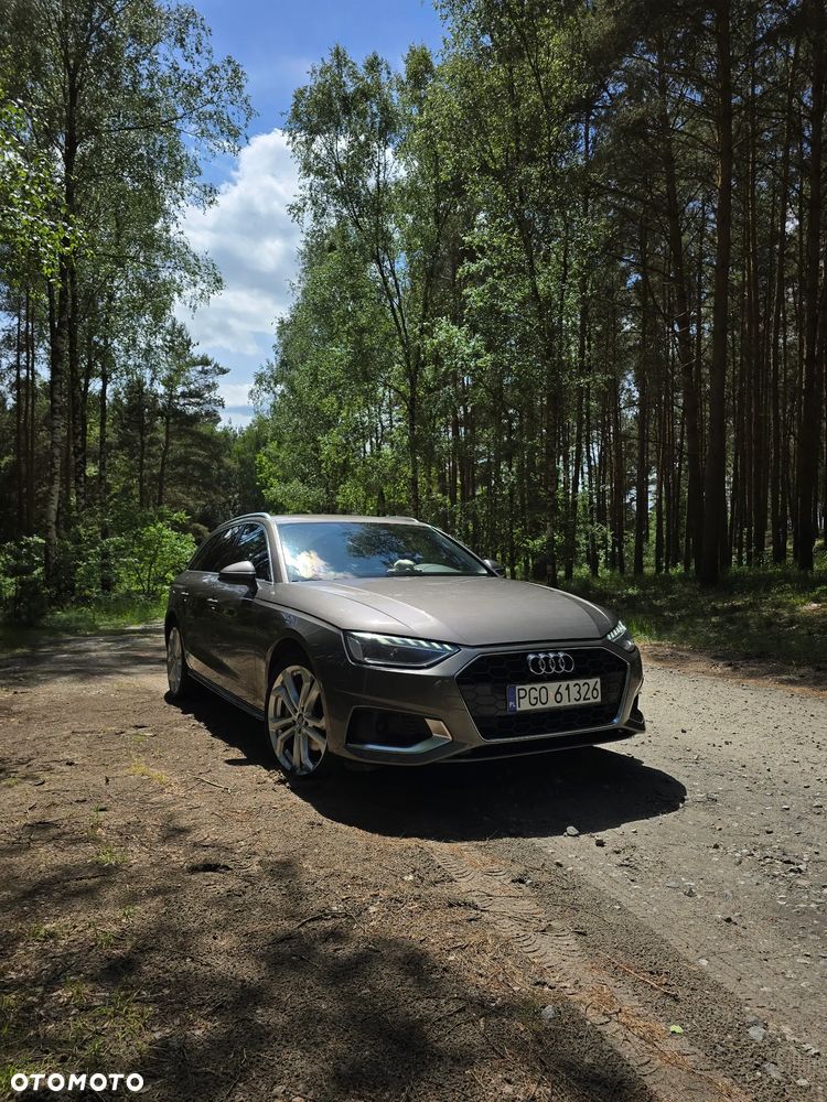 Audi A4 Avant 40 TDI S tronic - 2