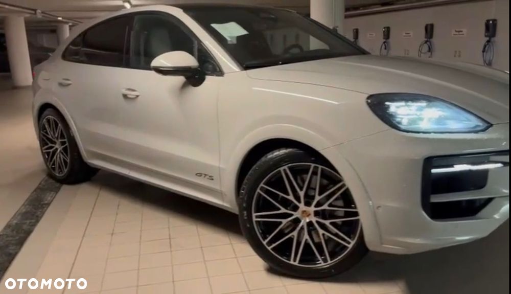 Porsche Cayenne - 3