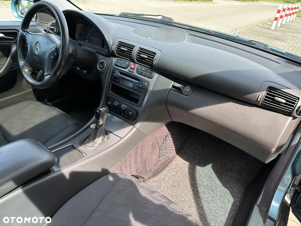 Mercedes-Benz Klasa C 180 Kompressor Avantgarde - 8