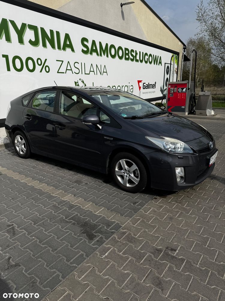 Toyota Prius 1.8 HSD Sol - 1