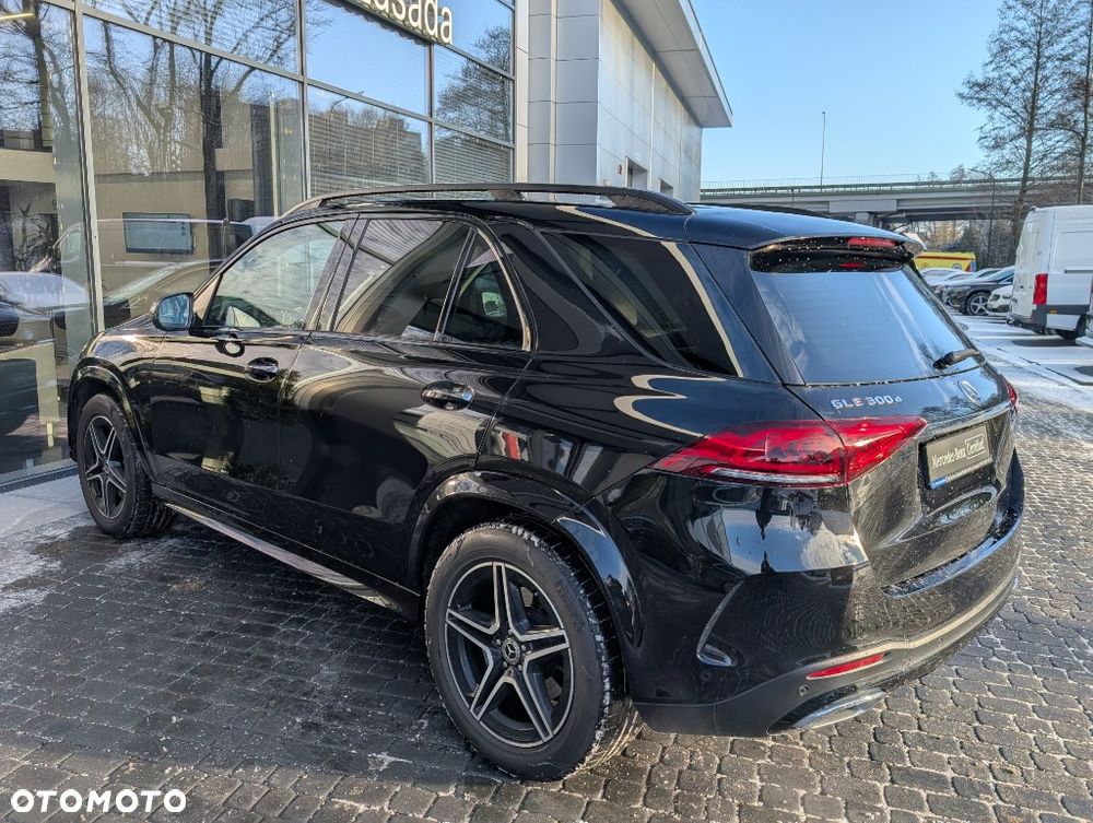 Mercedes-Benz GLE 300 d 4-Matic - 5