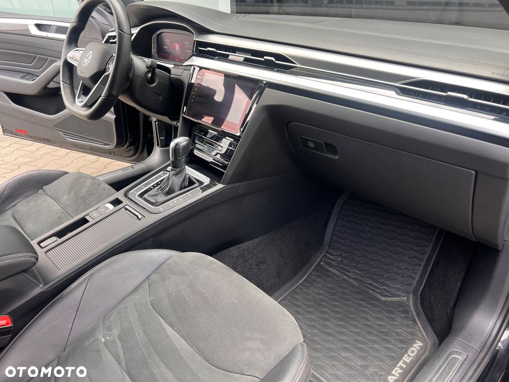 Volkswagen Arteon 2.0 TSI R-Line DSG - 22