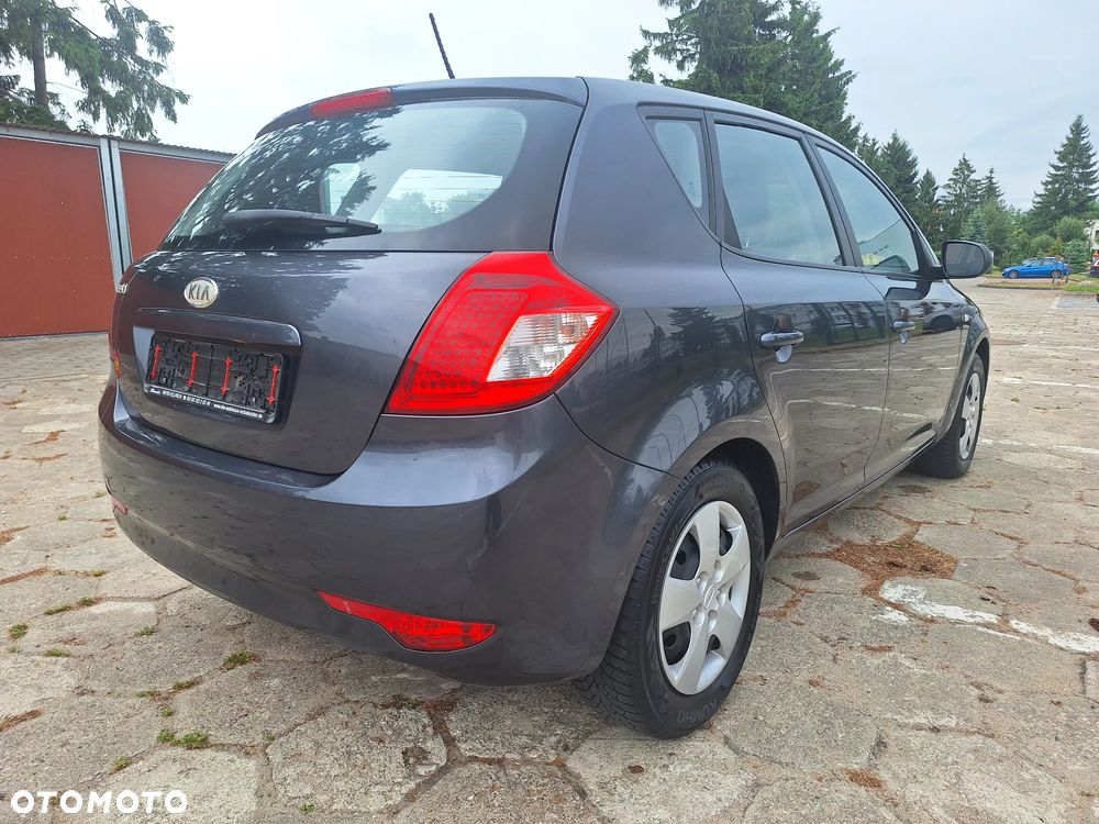 Kia Ceed 1.4 CVVT Spirit - 3