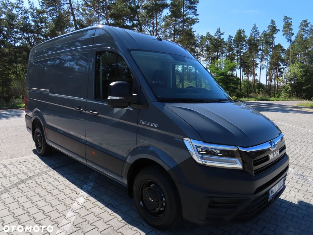 MAN TGE 3.180 2.0 TDI 180 KM Furgon Blaszak L3H3 Standard / Dach Wysoki Rozstaw Osi 3640 mm 1248 Kg Ładowność Fotel ergoActive Z Masażem Kamera Parkowania Tempomat Stan Jak Nowy UNIKAT GOTOWY DOSTEPNY POLECAM - 9