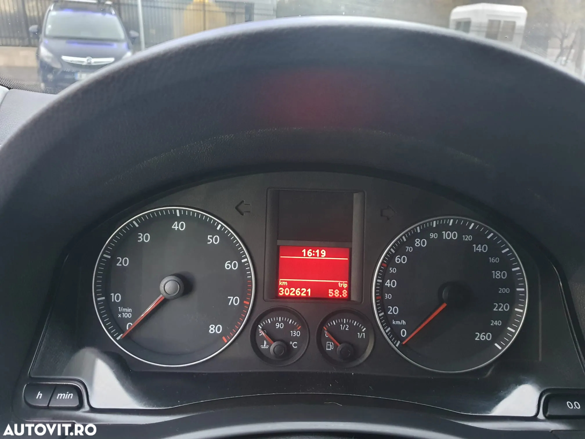 Volkswagen Golf 2.0 FSI Sportline - 9