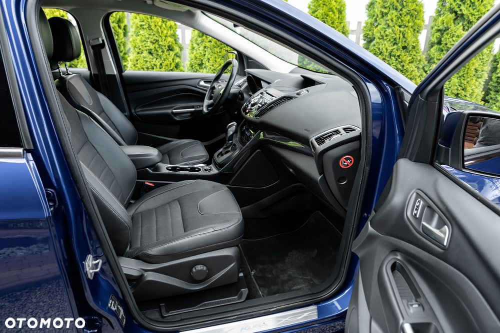 Ford Kuga 2.0 TDCi 4x4 Titanium - 24