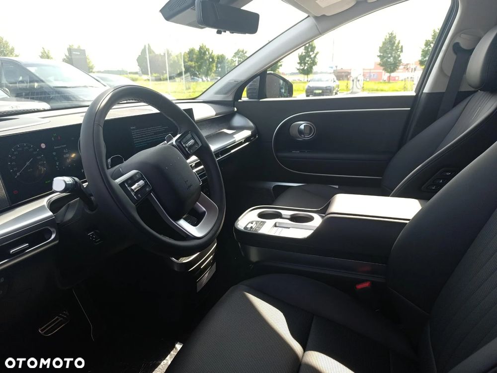 Hyundai IONIQ 9 110kWh Calligraphy AWD - 9