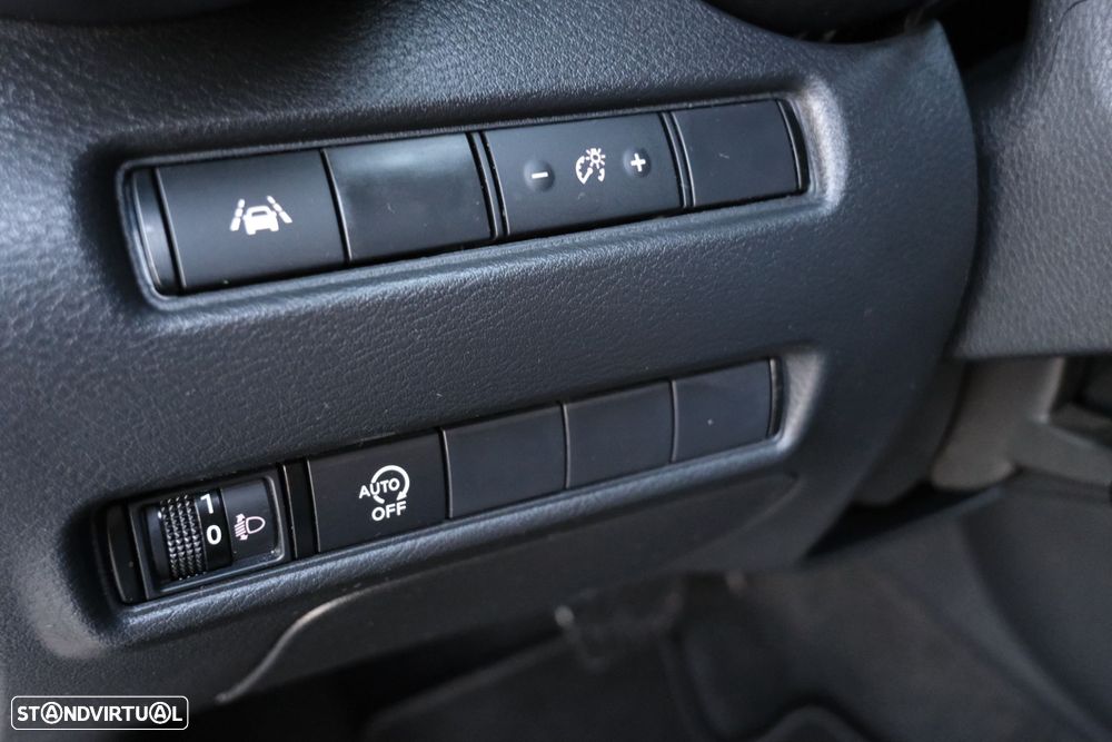 Nissan Juke 1.0 DIG-T N-Connecta DCT - 31