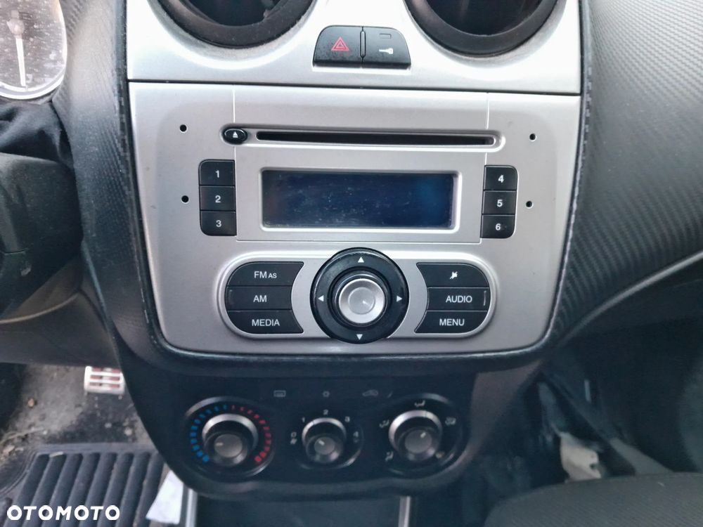 Radioodtwarzacz CD Alfa Romeo MITO 08-13r. - 2