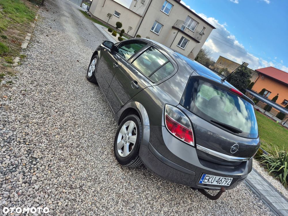 Opel Astra 1.4 Edition 111 Jahre - 11