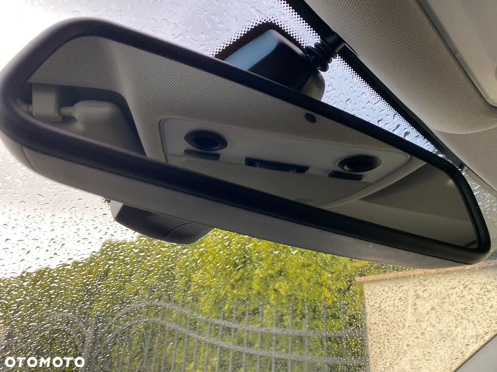 BMW Seria 3 316d - 24