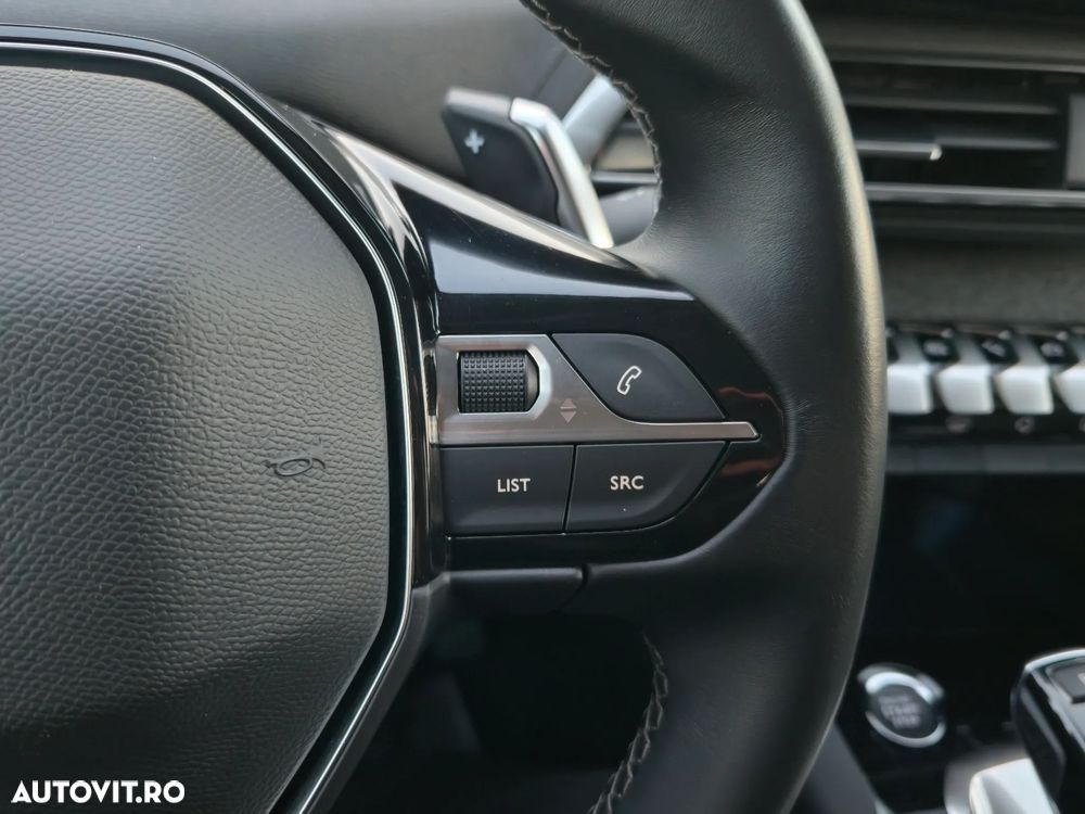 Peugeot 3008 225 e-EAT8 Allure Pack - 27