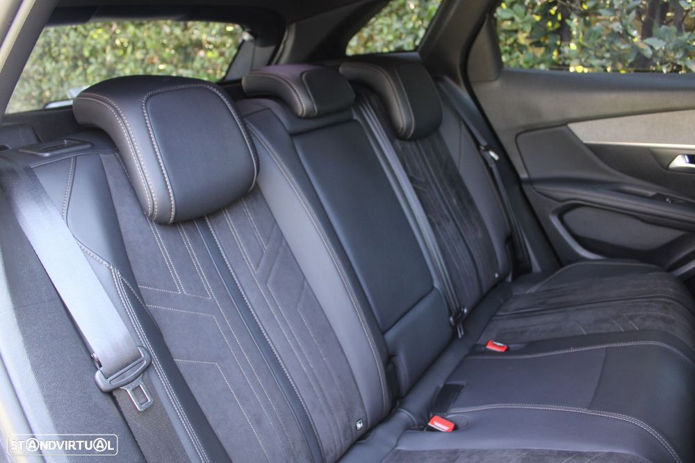 Peugeot 3008 1.6 Hybrid4 GT Pack e-EAT8 - 30