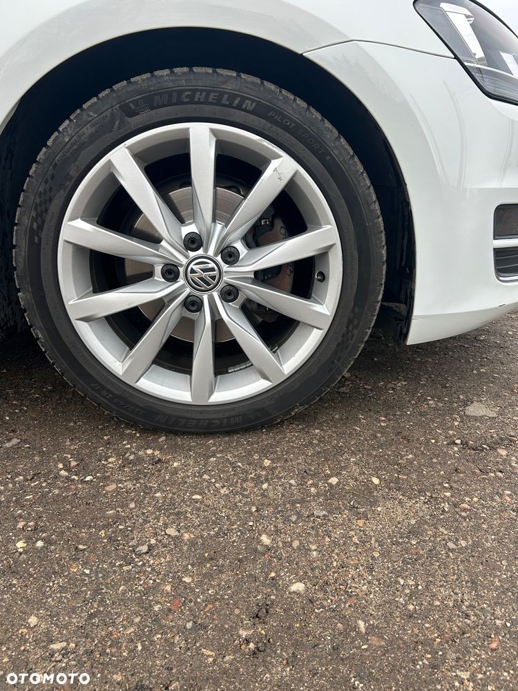 Volkswagen Golf 1.4 TSI BMT Highline - 15