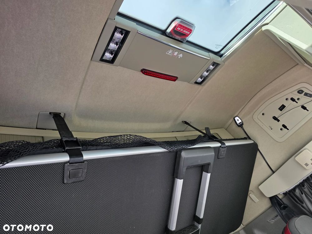 Volvo FH 420 Standard/2020r/Dwa Zbiorniki FUL LED Xenon/Klma Postojowa/SUPER STAN ! ! ! - 37