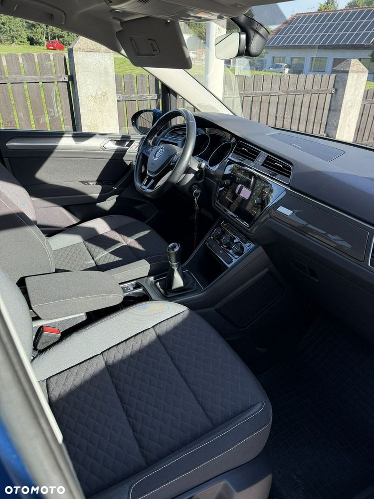 Volkswagen Touran 2.0 TDI SCR UNITED - 12