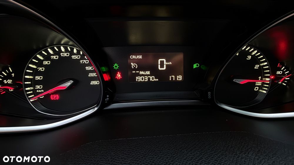 Peugeot 308 130 e-THP Stop & Start Allure - 20
